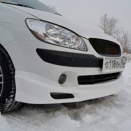 Накладка на передний бампер "Mugen style" для Hyundai Getz рестайлинг (2004-2007 г.в.) купить недорого с доставкой в Воронеж