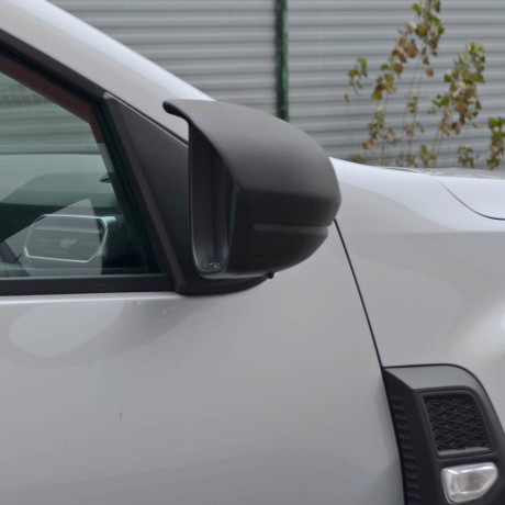 Накладки на зеркала с козырьком "КАРТ" для Renault Duster 2 (с 2021 г.в.) тиснение, без комплектации купить недорого с доставкой в Воронеж