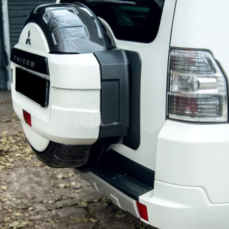 Бокс запасного колеса окрашенный и прошитый для Mitsubishi Pajero (IV gen)(2006-2015) купить недорого с доставкой в Воронеж