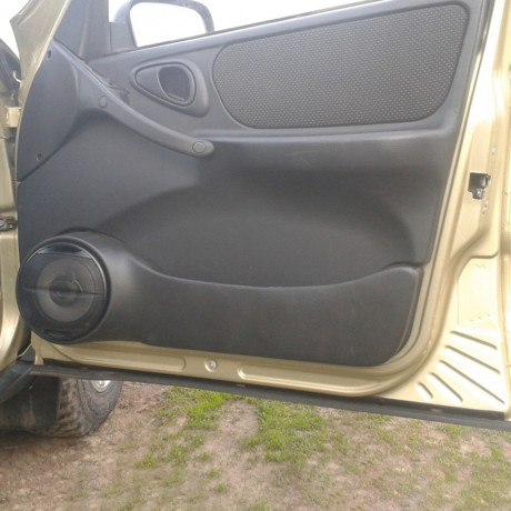 Подиумы B@3 2123 Chevrolet Niv@ (под динамик 16см) купить недорого с доставкой в Воронеж