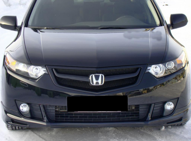 Решетка радиатора (под лого) "Sport" var №2 (сетка в комплекте) для Honda Accord VIII (2008-2010) купить недорого с доставкой в Воронеж